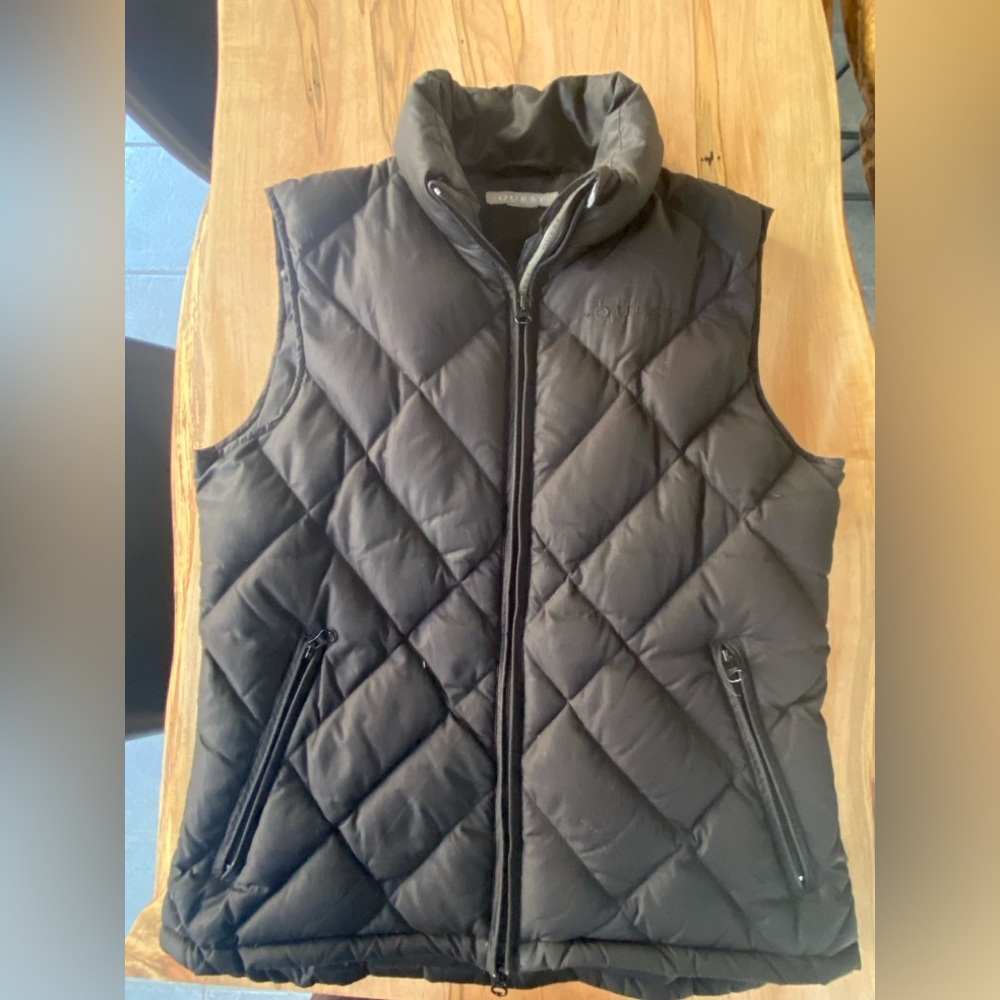Size M Quest goose down puffer vest